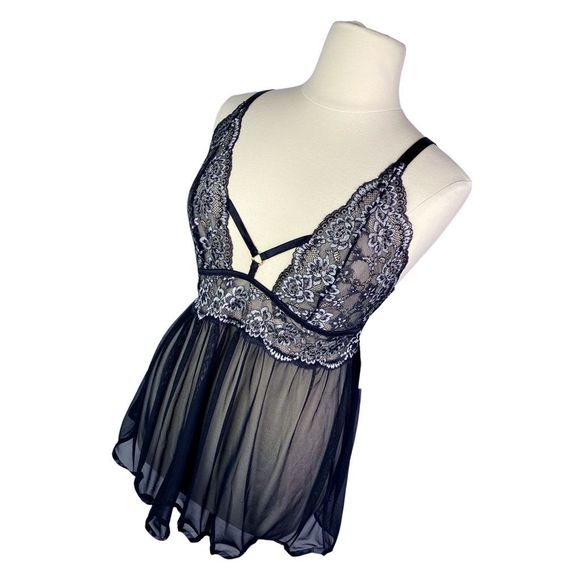 Seven Til Midnight Cross Dye Lace & Mesh Babydoll / G-String Set - Size 3X - Picture 2 of 7